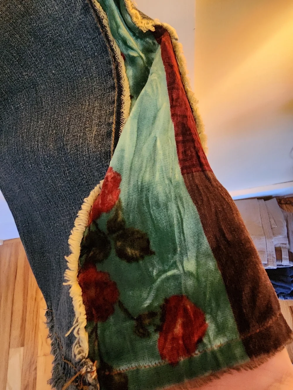 Allen B Low Rise Flare Jeans Floral Velvet Bell Bottom Festival Size 31 Hippie - Picture 8 of 16